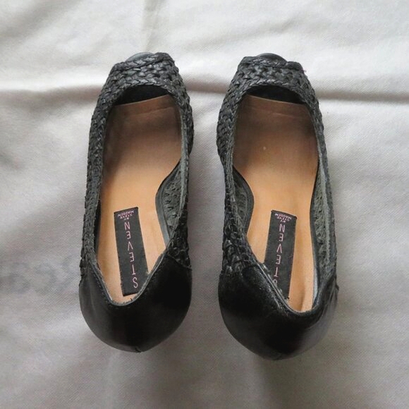 STEVE By Steve Madden Black Woven Leather Platform Peep Toe Votive Pumps - Picture 11 of 16